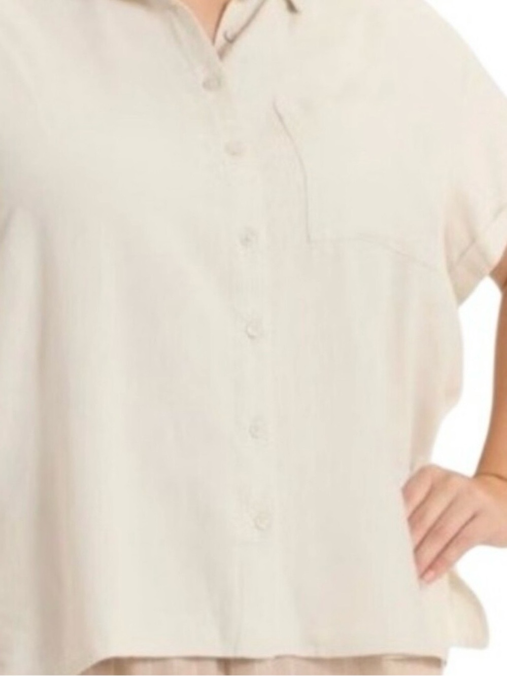 Women's Cream Button-Front Short Sleeve Top